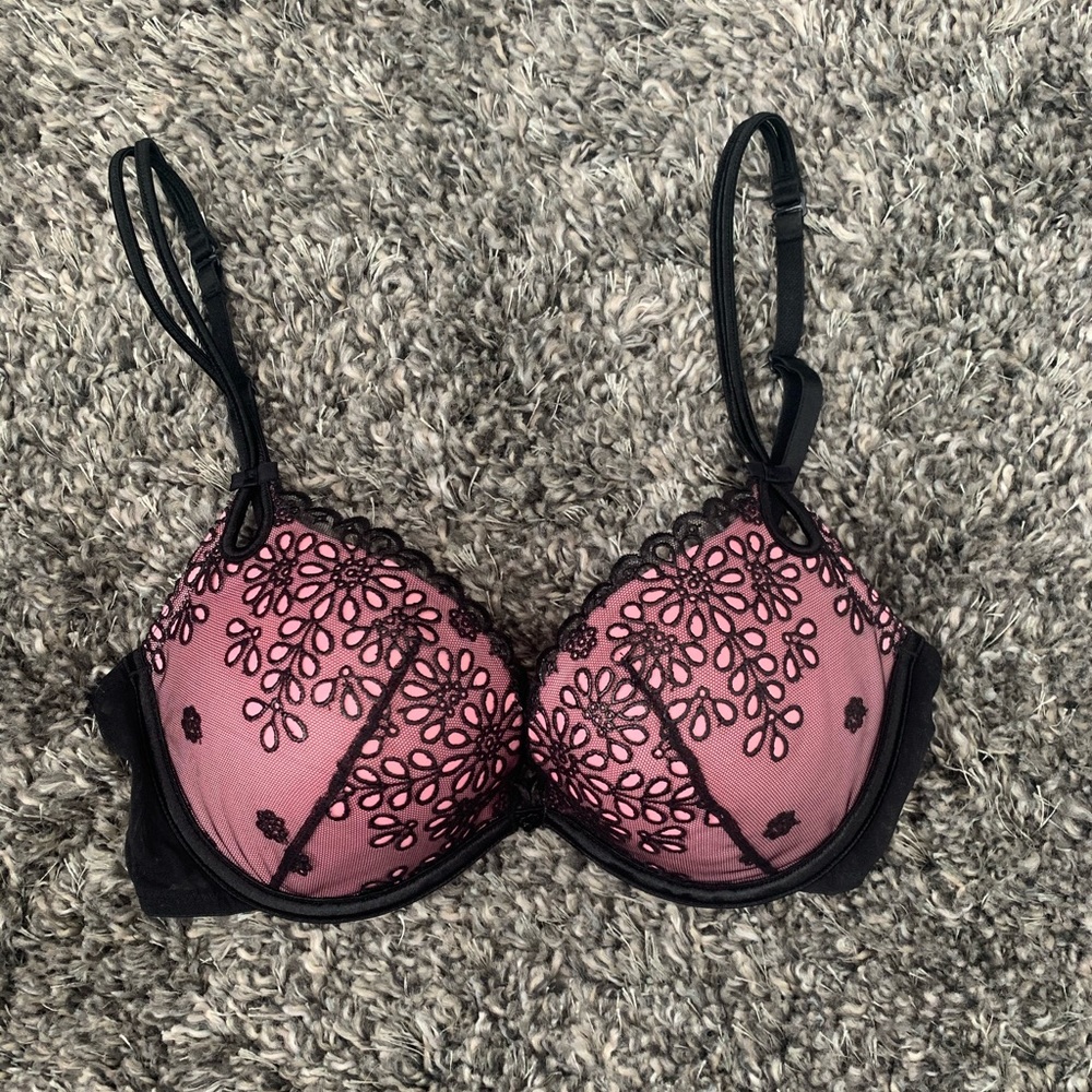 Victoria’s Secret Sexy Little Things Push-up Bra